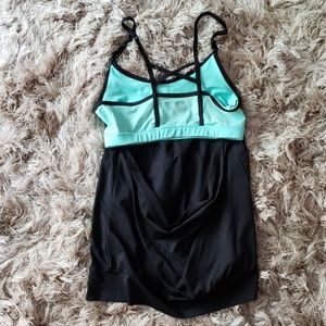 M FOREVER 21 open back athletic top